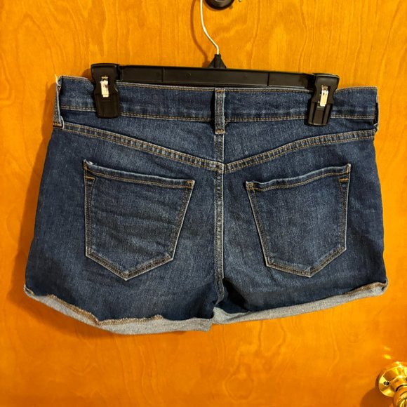 Old Navy Boyfriend Shorts Rolled bottom Size 2 - Picture 6 of 9